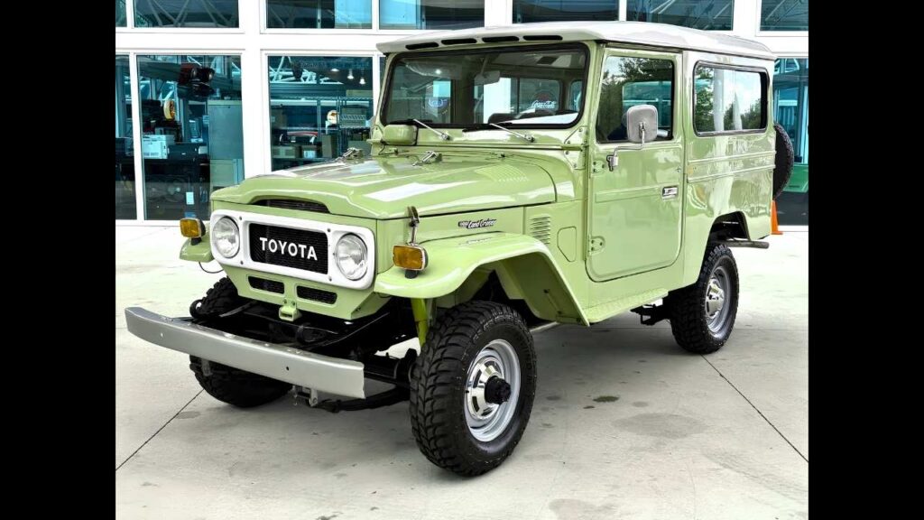 1978 Toyota Land Cruiser FJ40 Classic SUV – Legendary Off-Road Vehicle with Rugged Design, Powerful Performance, and Timeless Reliability